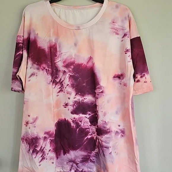 Women's Tie-Dye Top in Purple and Pink Hues, 2x Relaxed Fit - Picture 4 of 13